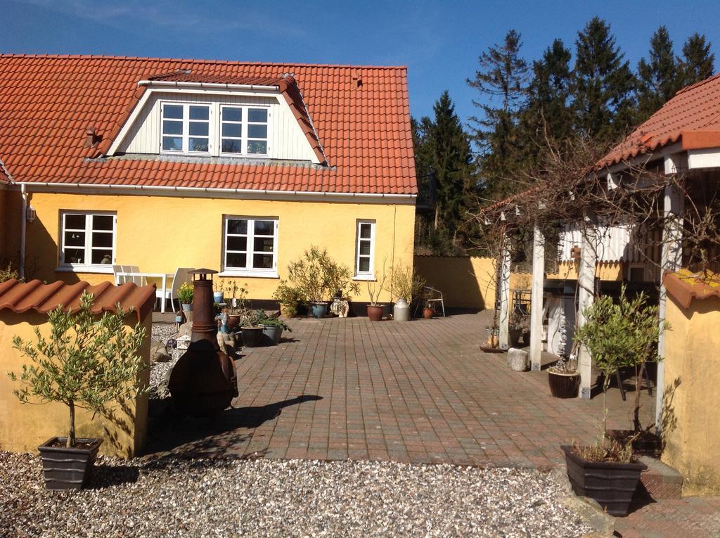 Willa Abildskovhus Feriebolig Funder Kirkeby Zewnętrze zdjęcie